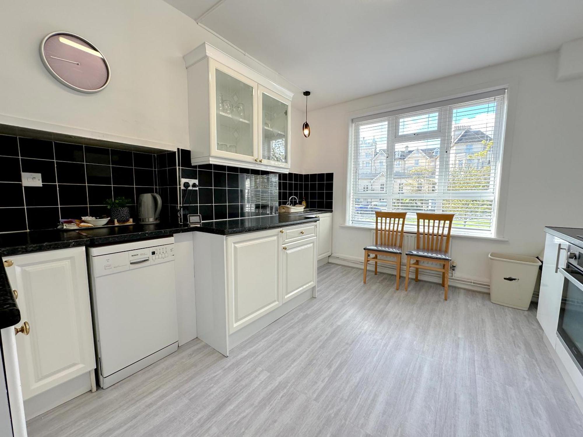 Bournemouth 3 Bedroom - Parking ภายนอก รูปภาพ